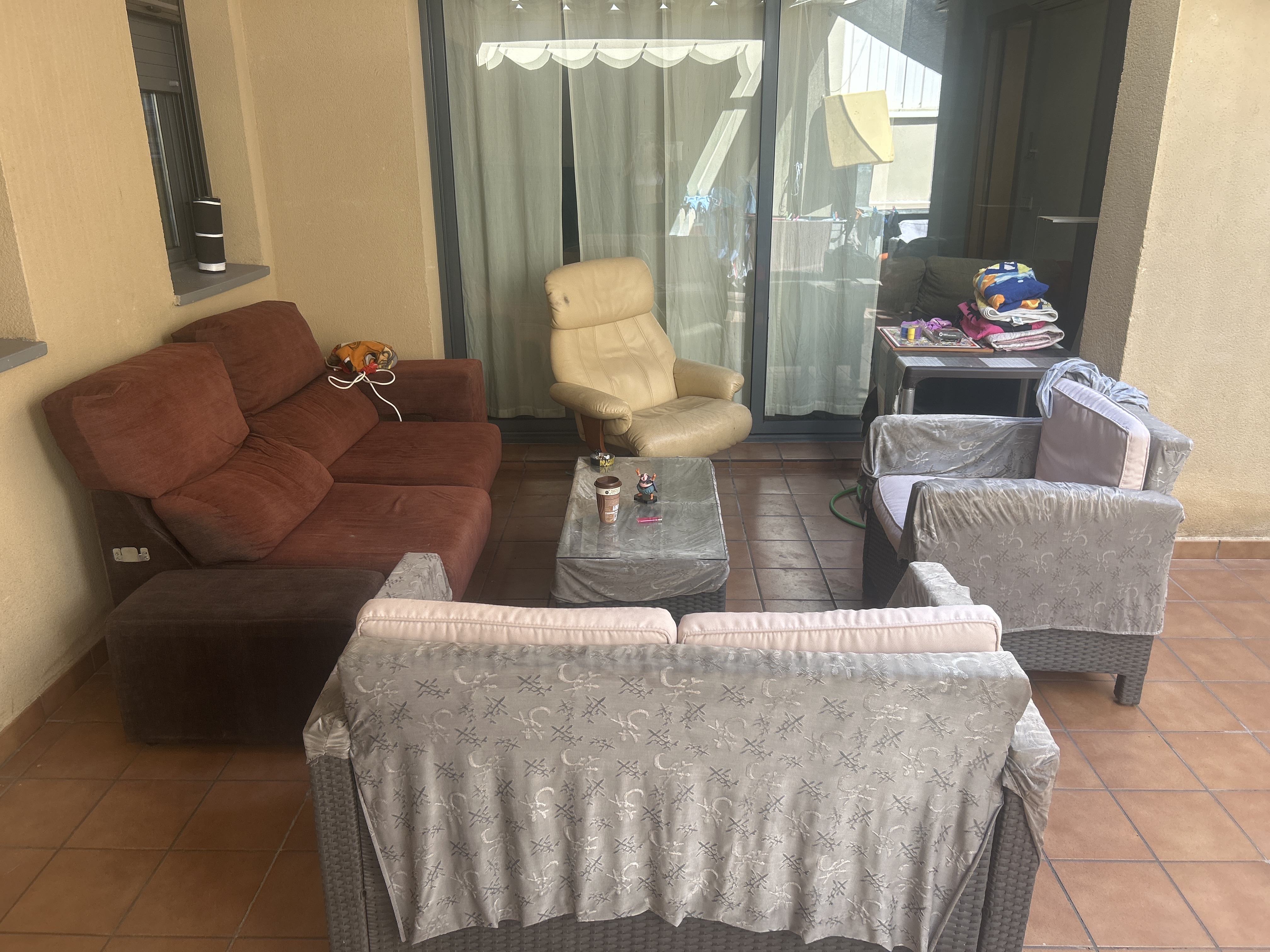 Modern Living room Before