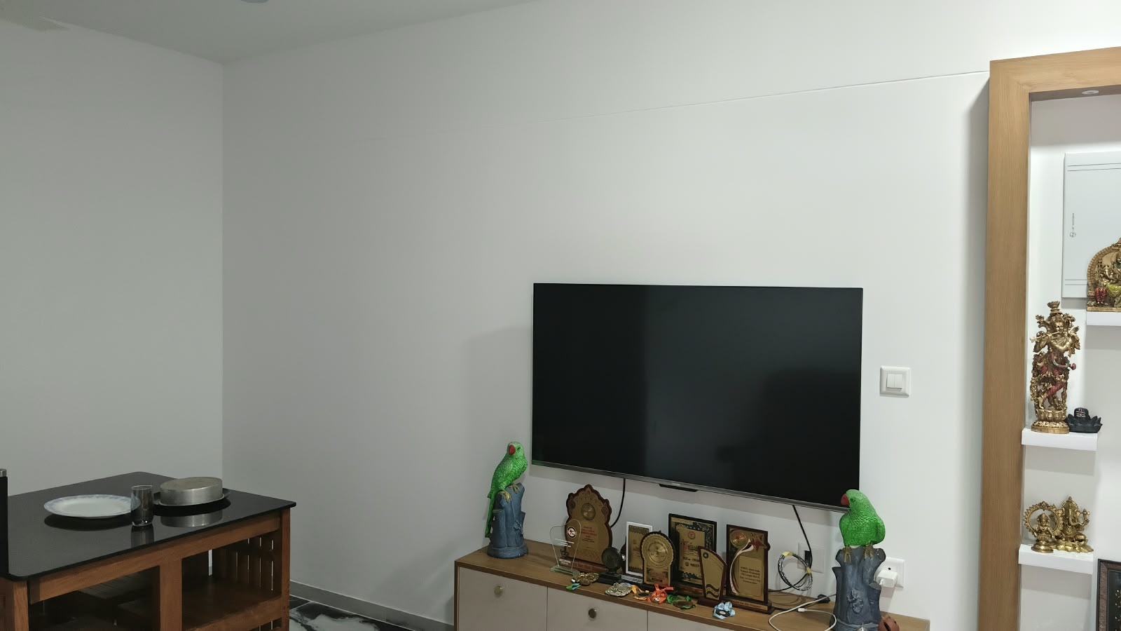 Modern Living room Before