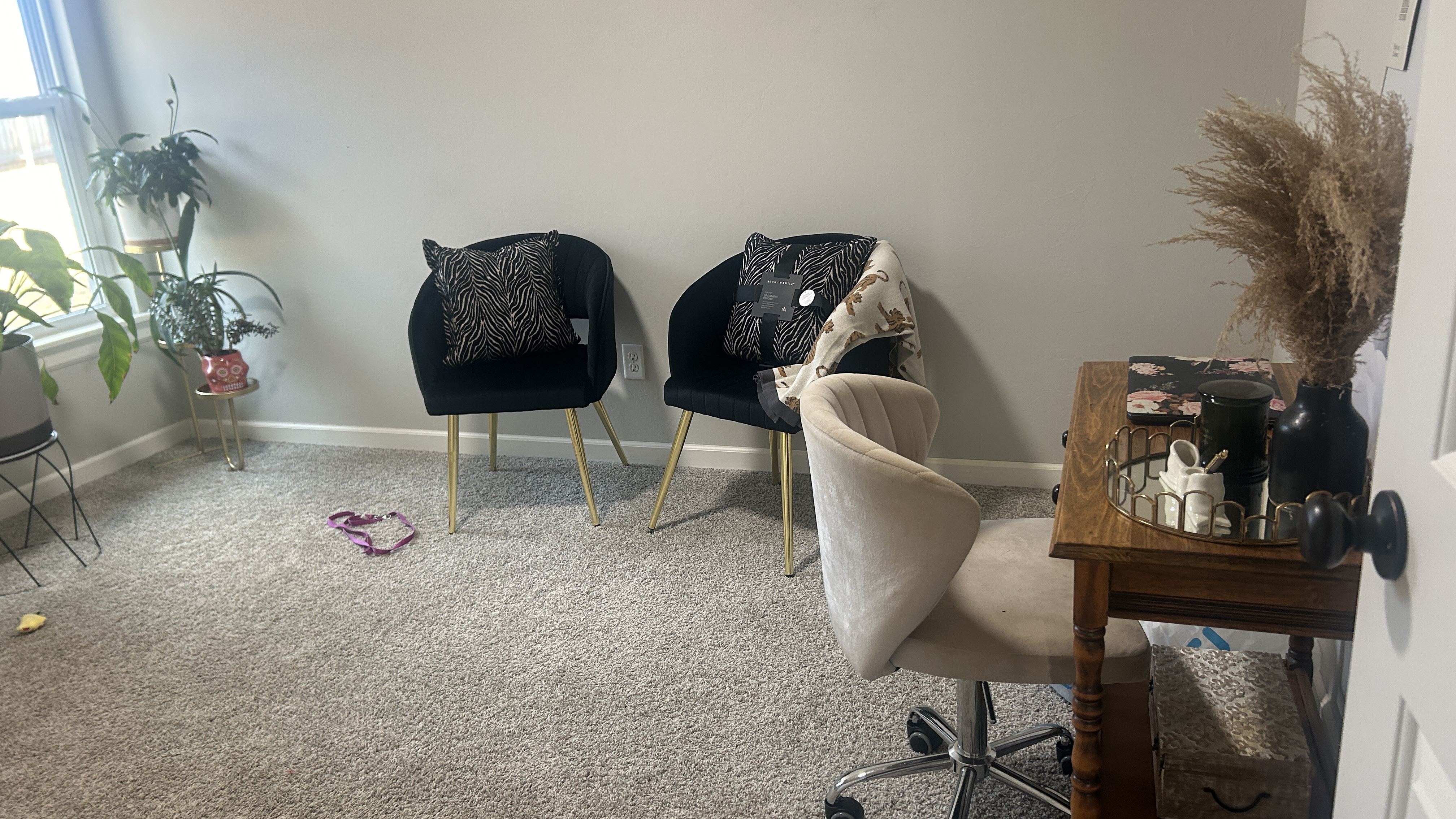 Modern Living room Before