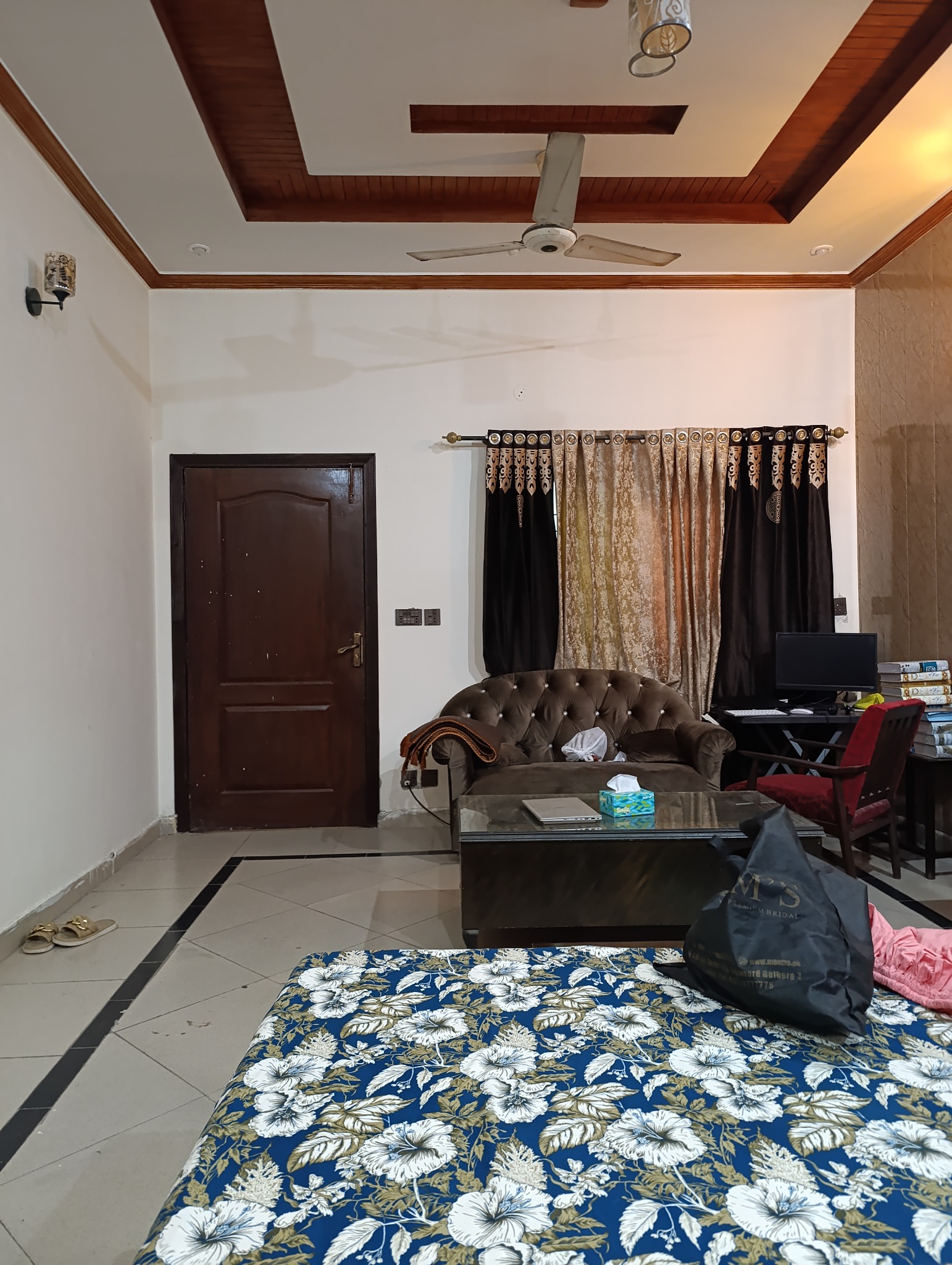 Modern Living room Before