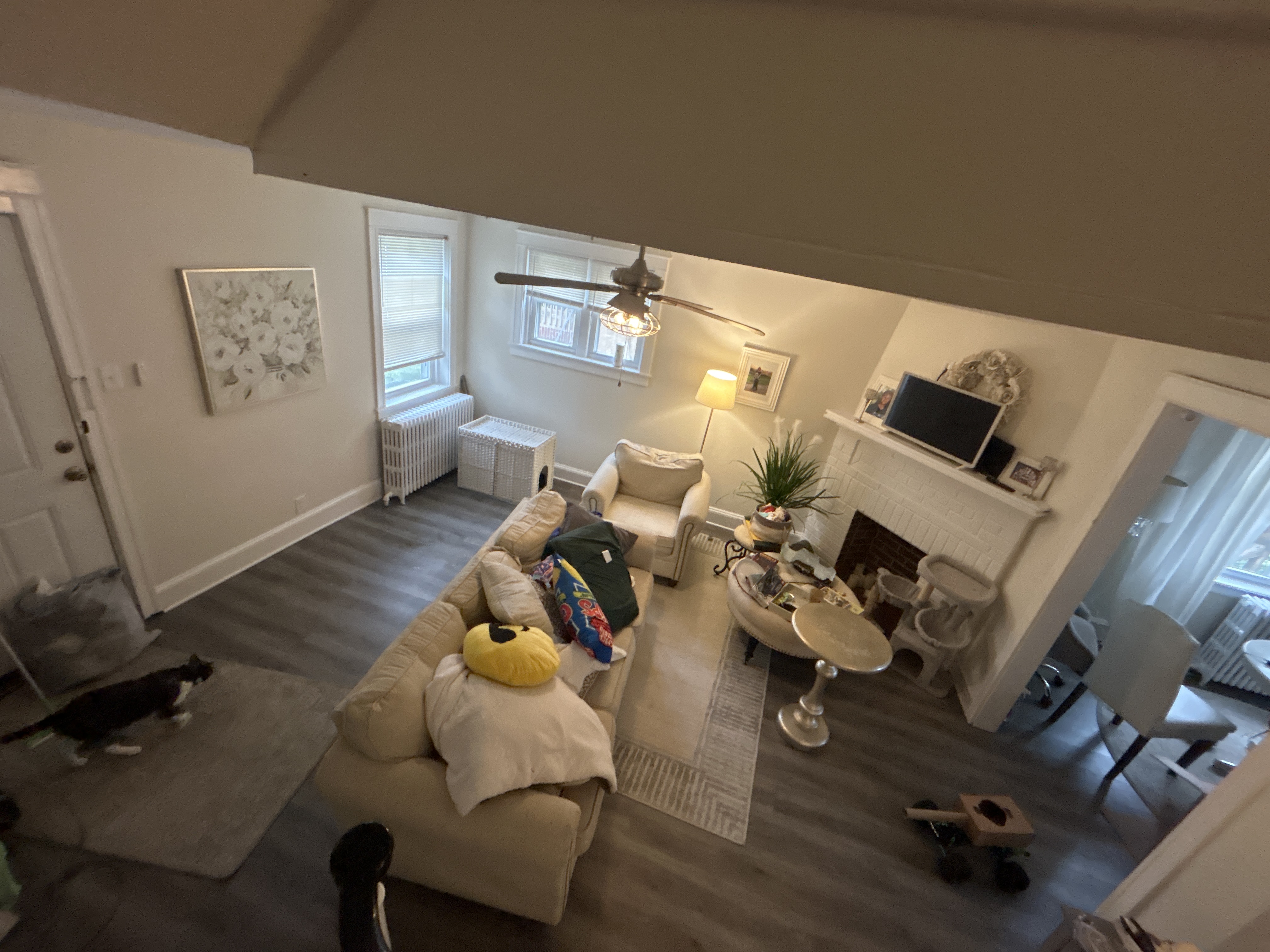 Modern Living room Before